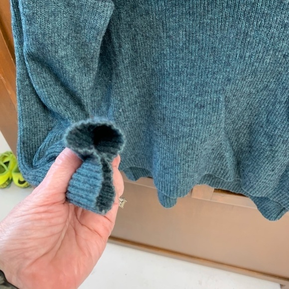 MADEWELL cowl neck knit sweater MED no material tag high low hem side slit 19pit - Picture 7 of 8